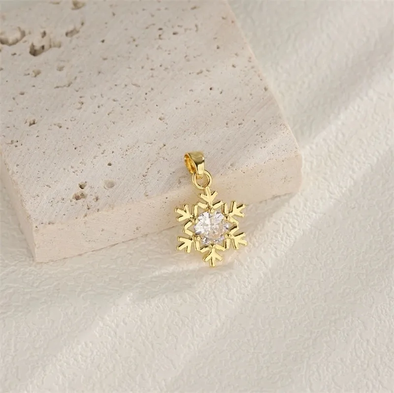 1 PCS/Package Hole 10mm  Copper Zircon 18K Gold Plated Heart Shape Snowflake Pendant