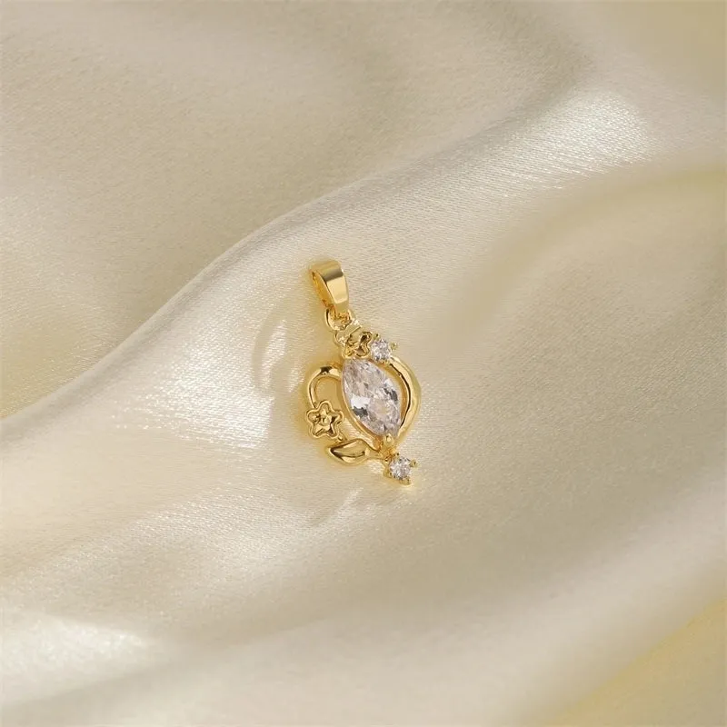 1 PCS/Package Hole 10mm  Copper Zircon 18K Gold Plated Heart Shape Snowflake Pendant