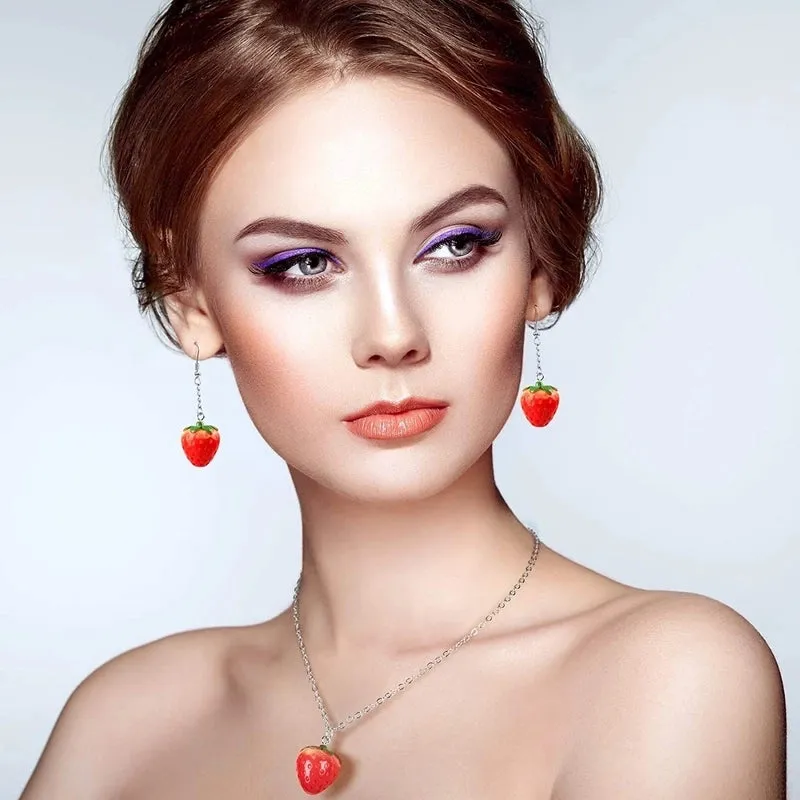 1 Piece Resin Strawberry Pendant