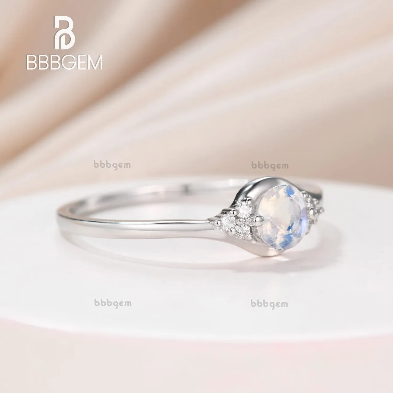 14K/18K Gold Art Deco Moonstone Engagement Ring Round Cut
