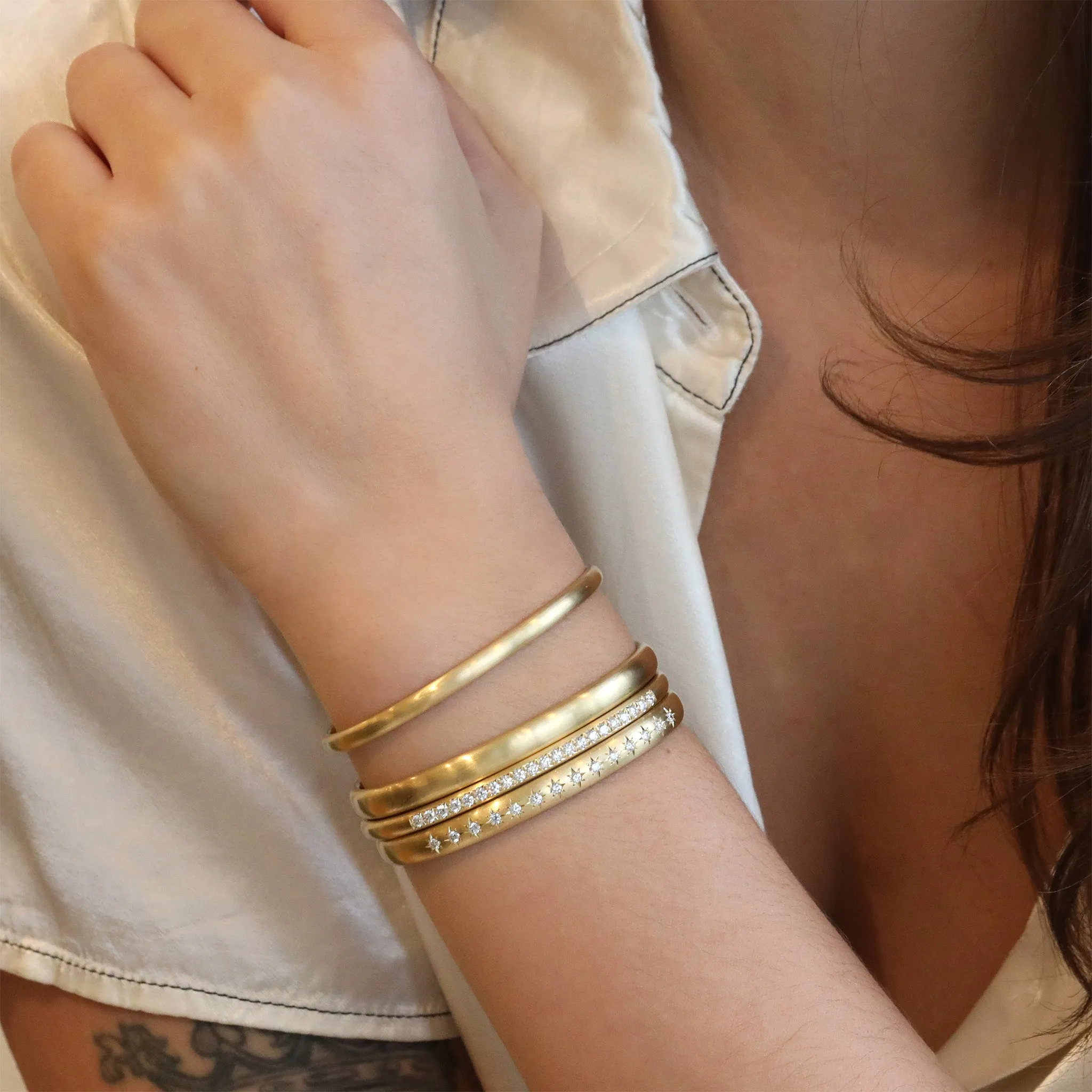 18K Narrow Rounded Cuff Bracelet with 21 Pave Diamonds
