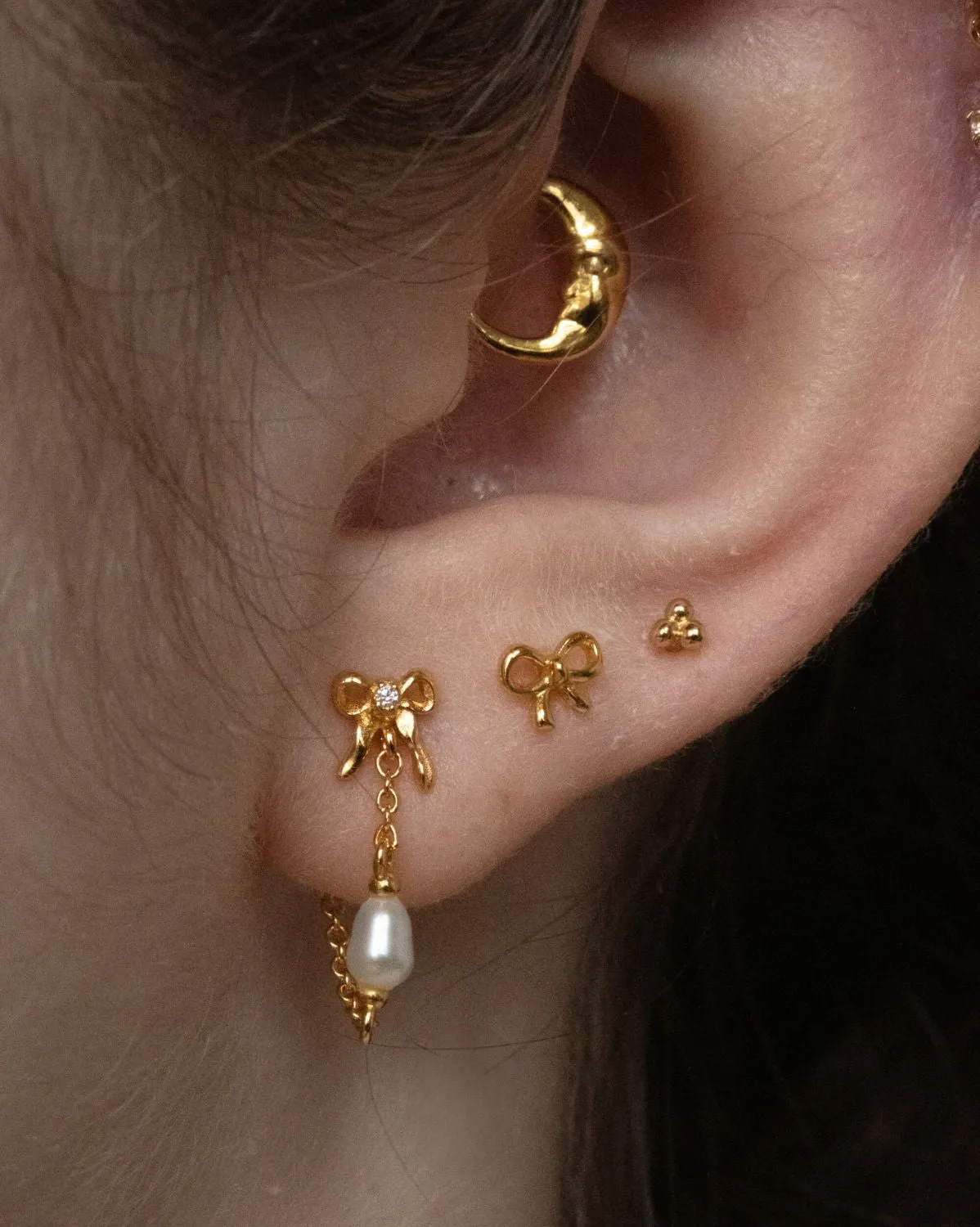 Bow Pearl Drop Studs