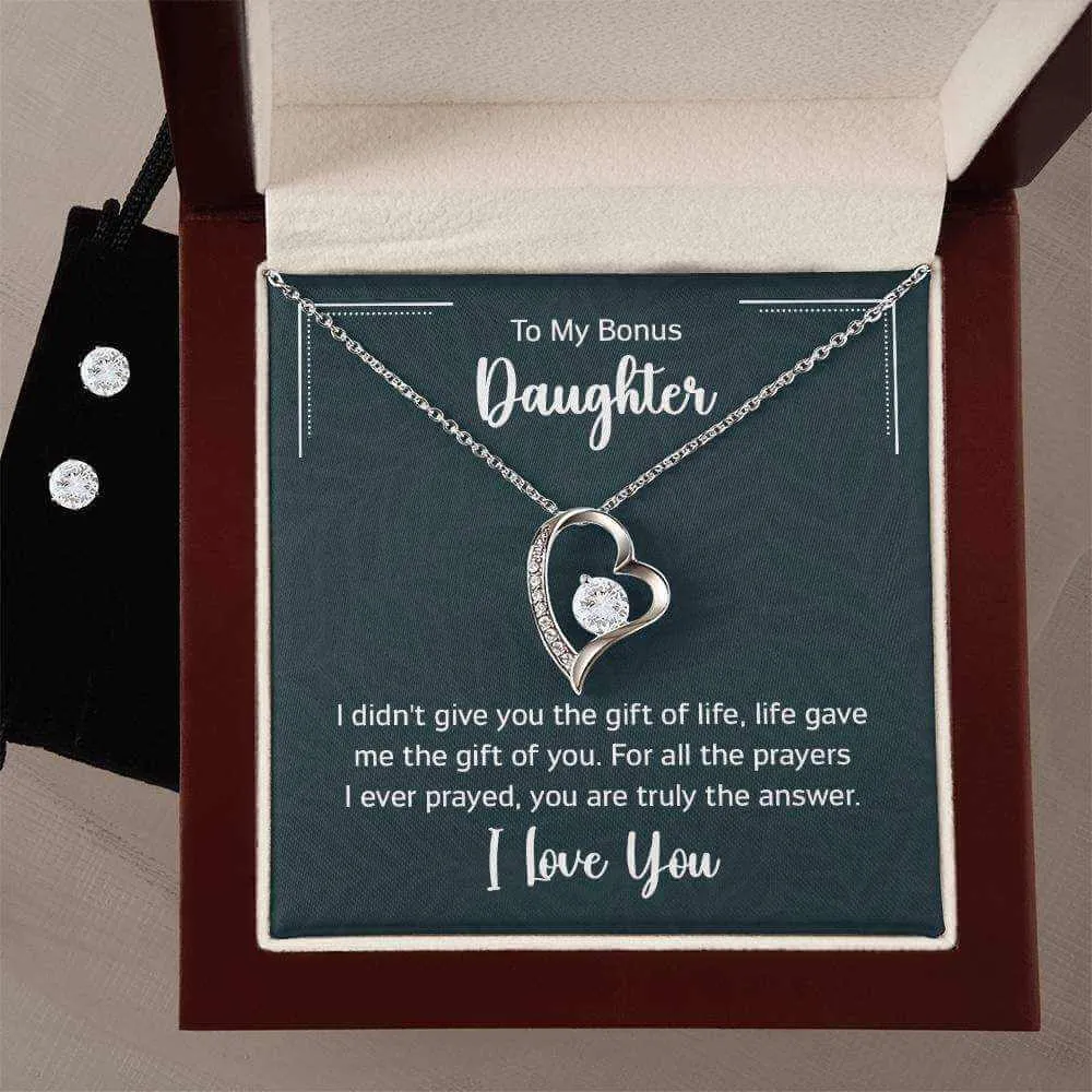 Celebrate Your Unbreakable Bond: A Gift as Timeless as Your Love for Her