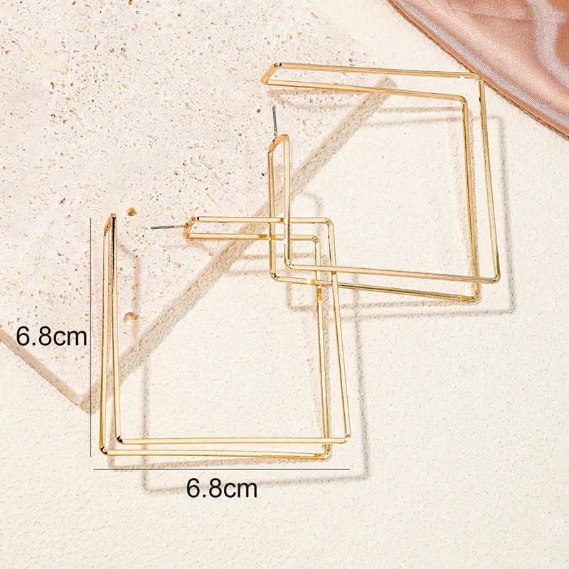 Chic Retro Metal Earrings with Geometric Design for Stylish Women