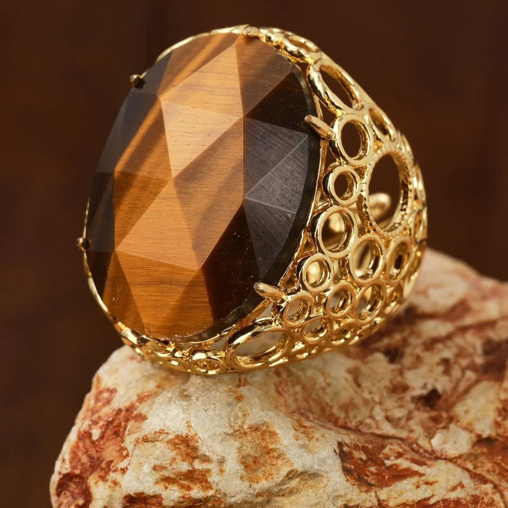 Classic Oval Gemstone Ring