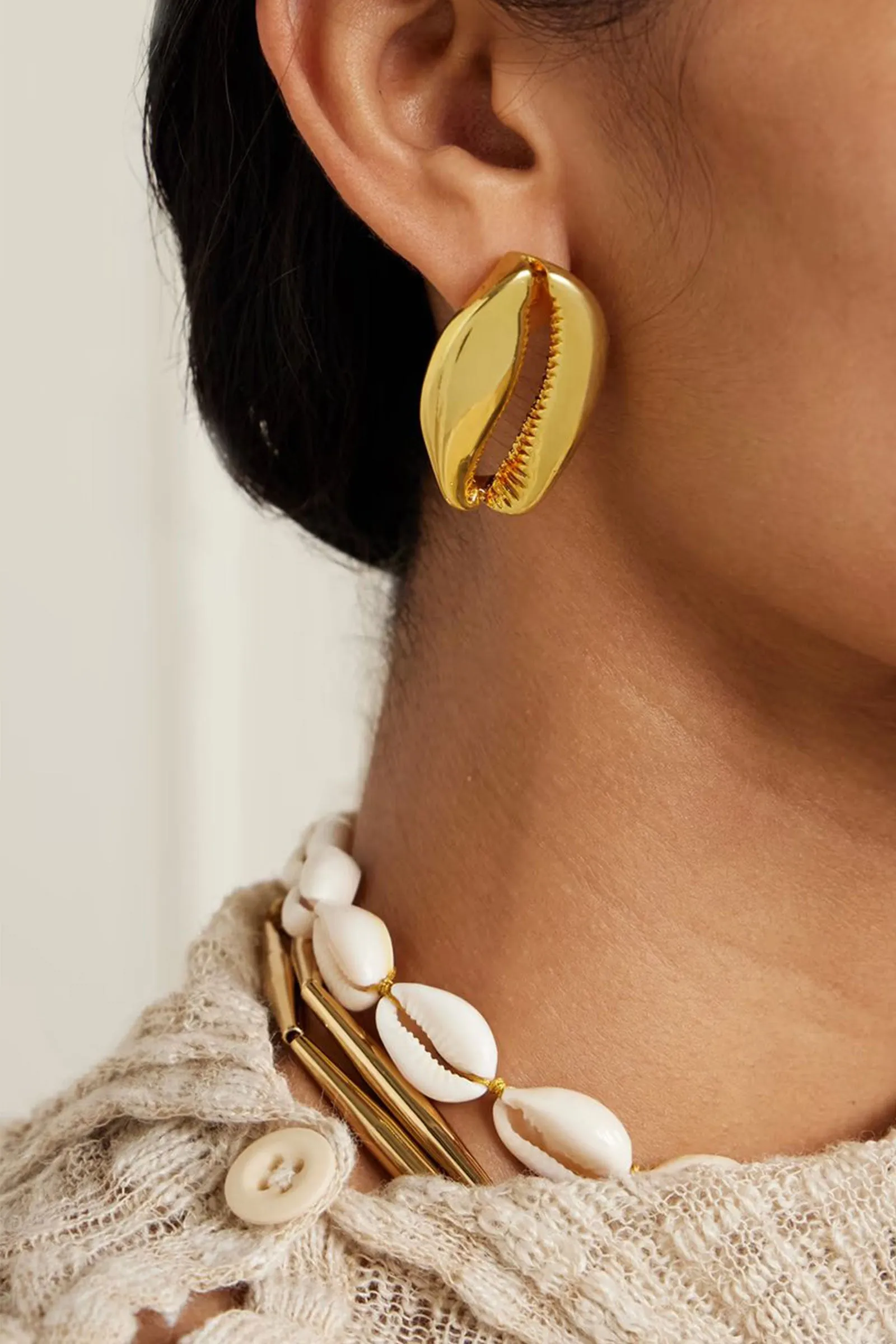 Concha Mega Puka Gold-plated Earrings