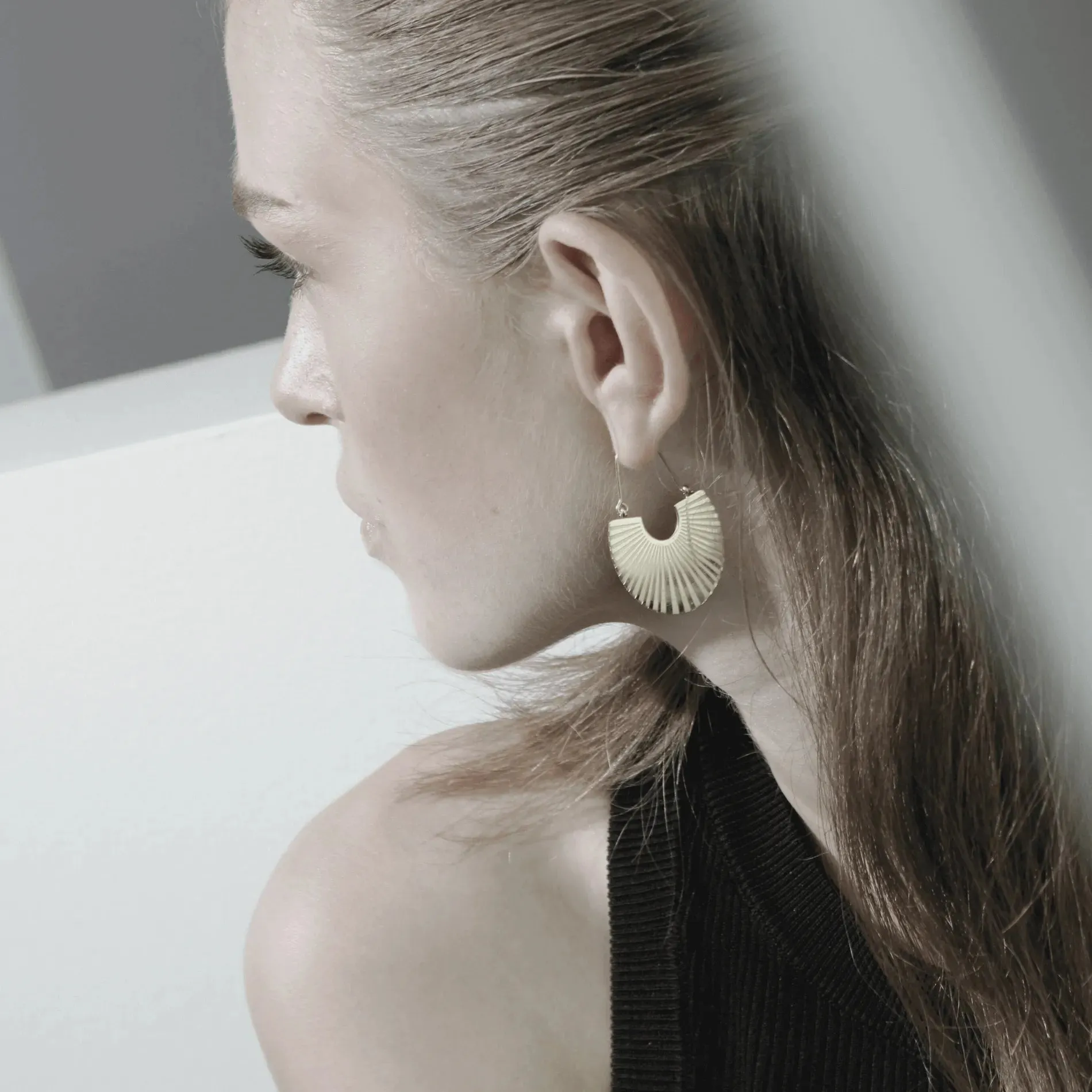 Courage Waterproof Ripple Fan Statement Earring Silver Plating