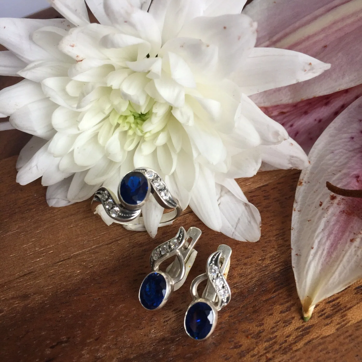 Drop Sapphire Earrings - Classy Blue Earrings - Unique Vintage Earrings