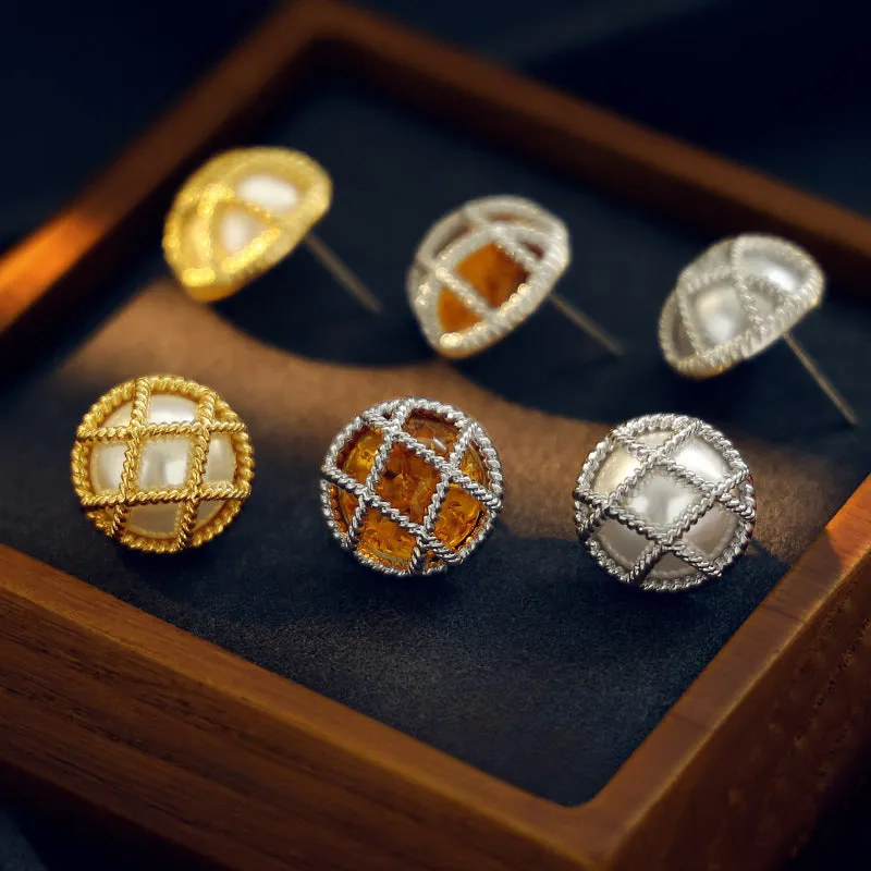 Elegant Lattice Design Studs