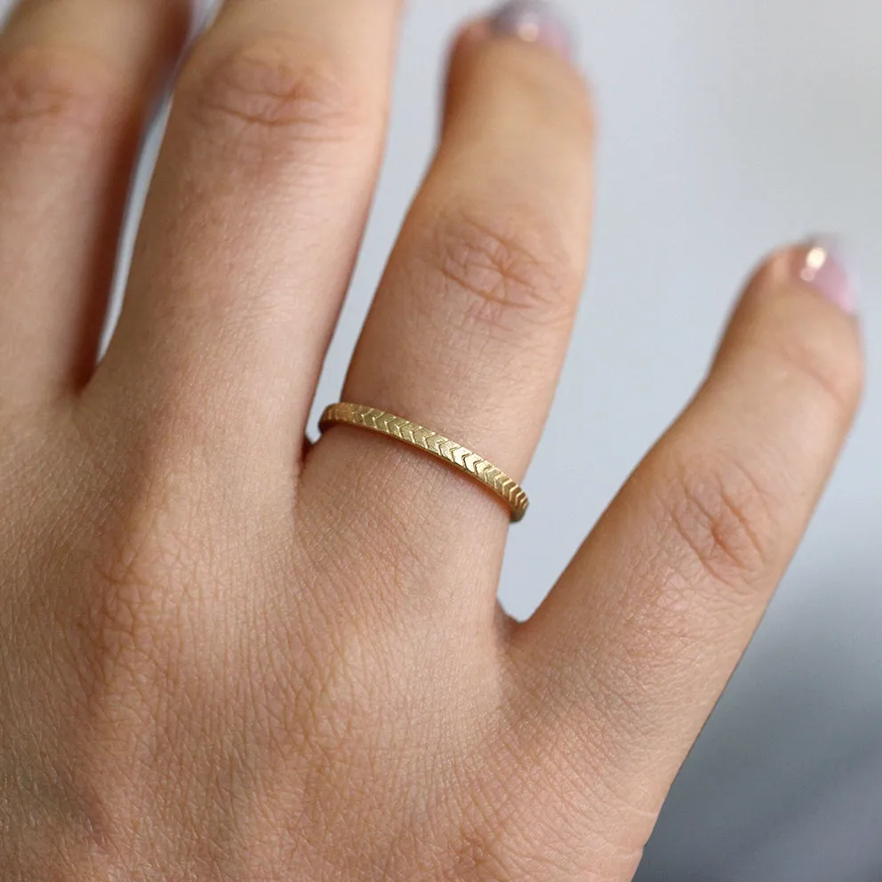 Engraved Geometric Pattern Wedding Band