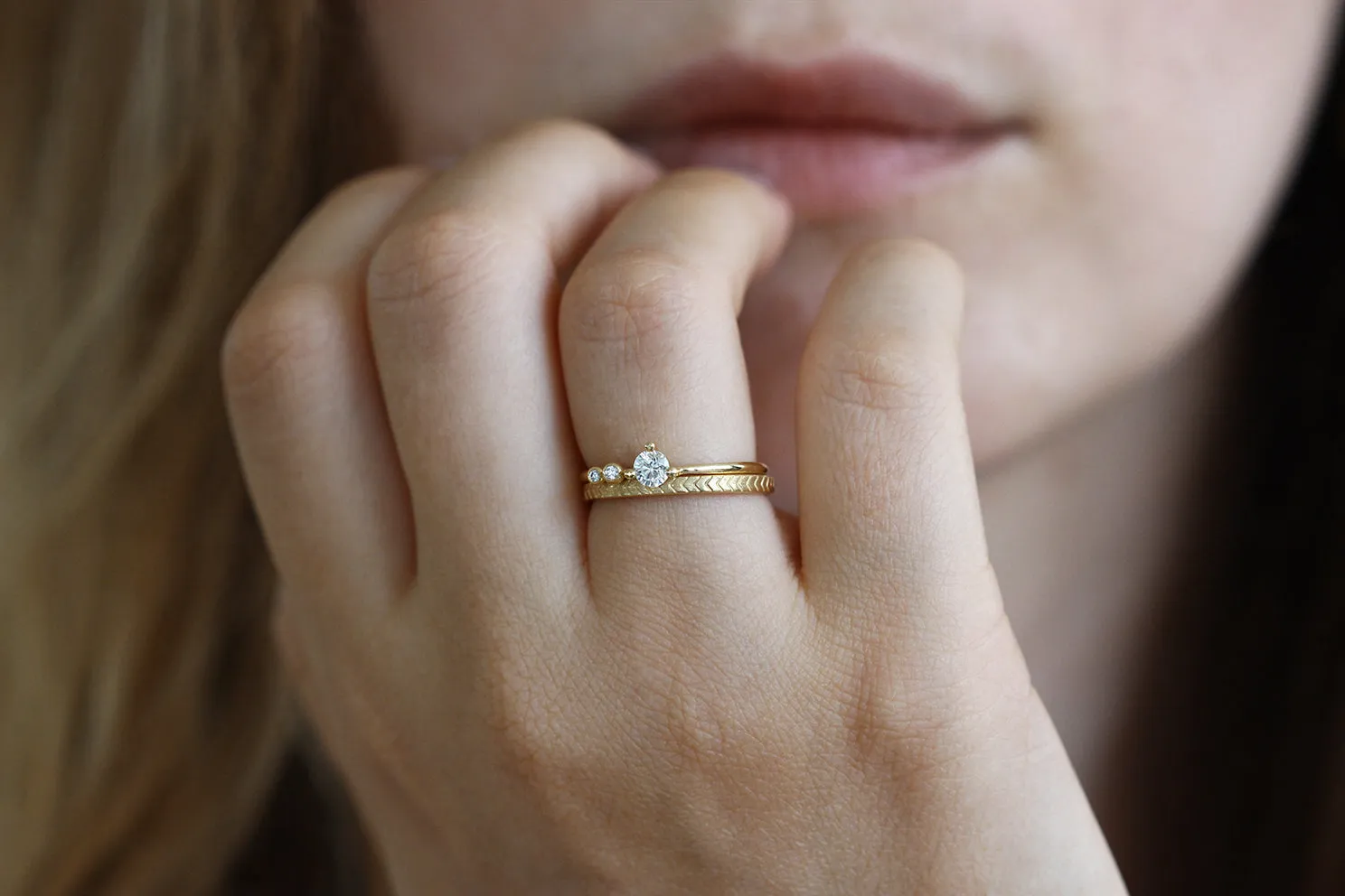 Engraved Geometric Pattern Wedding Band