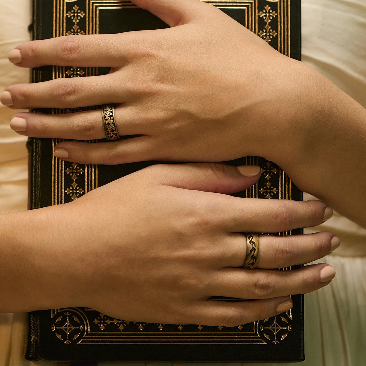 Enso Rings Lord of the Rings Shire Ornate Classic Silicone Ring