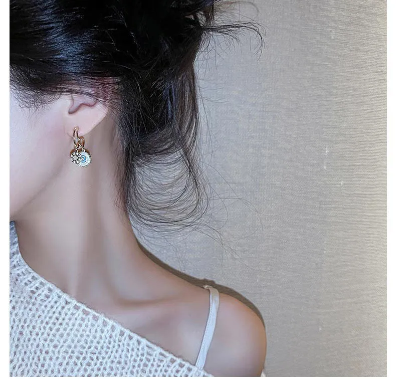 Fashion Ancient Stylish Design Earrings