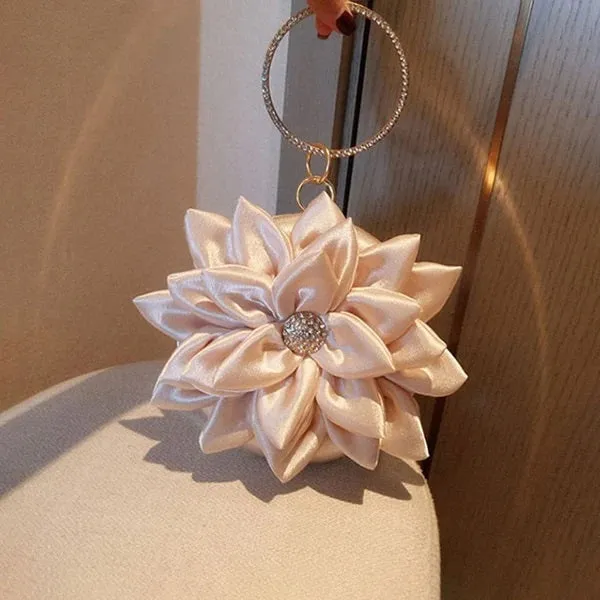 Flower 3D Clutch with Shoulder Chain