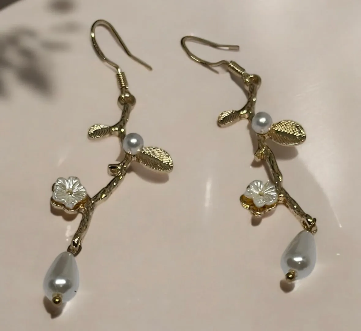 Minimalist - flower earrings | gold pearlescent shell petals dangle earrings |unique floral earrings | bridal party wedding earrings