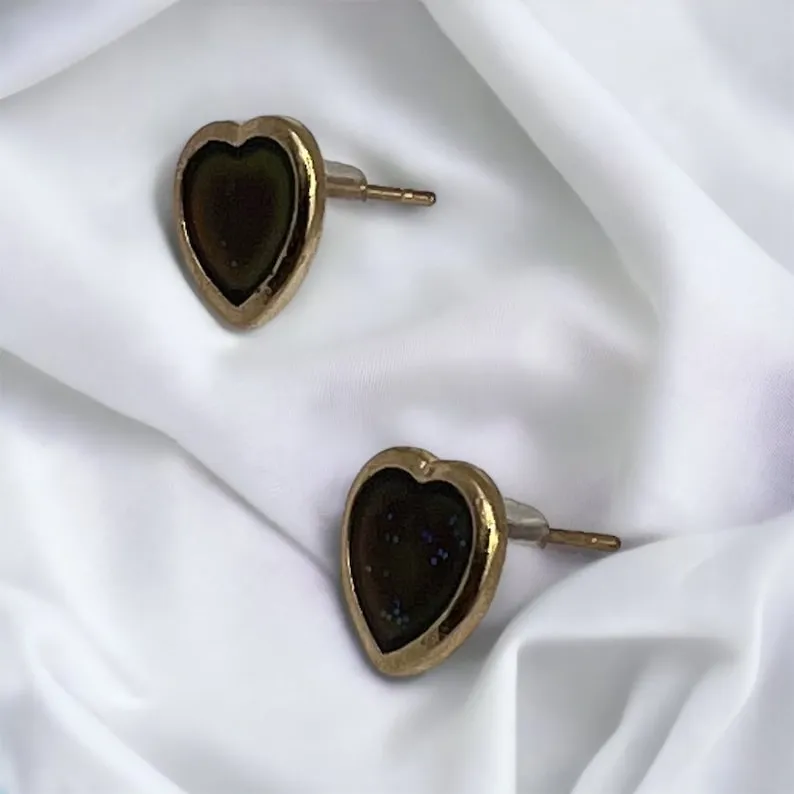 Mood Earrings | Heart | Color Changing | Temperature Changing | Stud | Unique | Kids | Fun | Gift