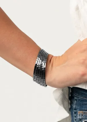 Paparazzi Bracelet ~ BAUBLE-Headed - Black
