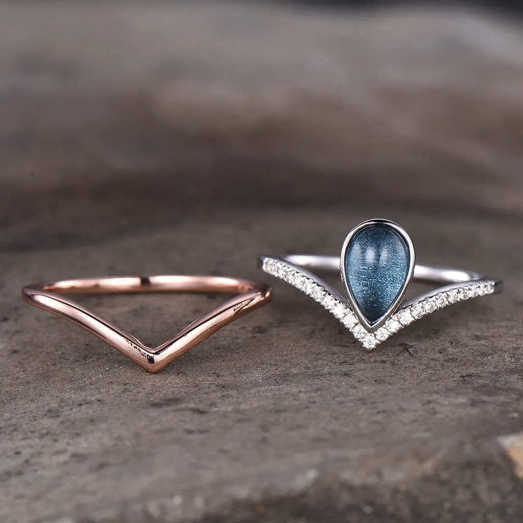 Pear London Blue Topaz Engagement Ring Set Plain Gold 14k/18k