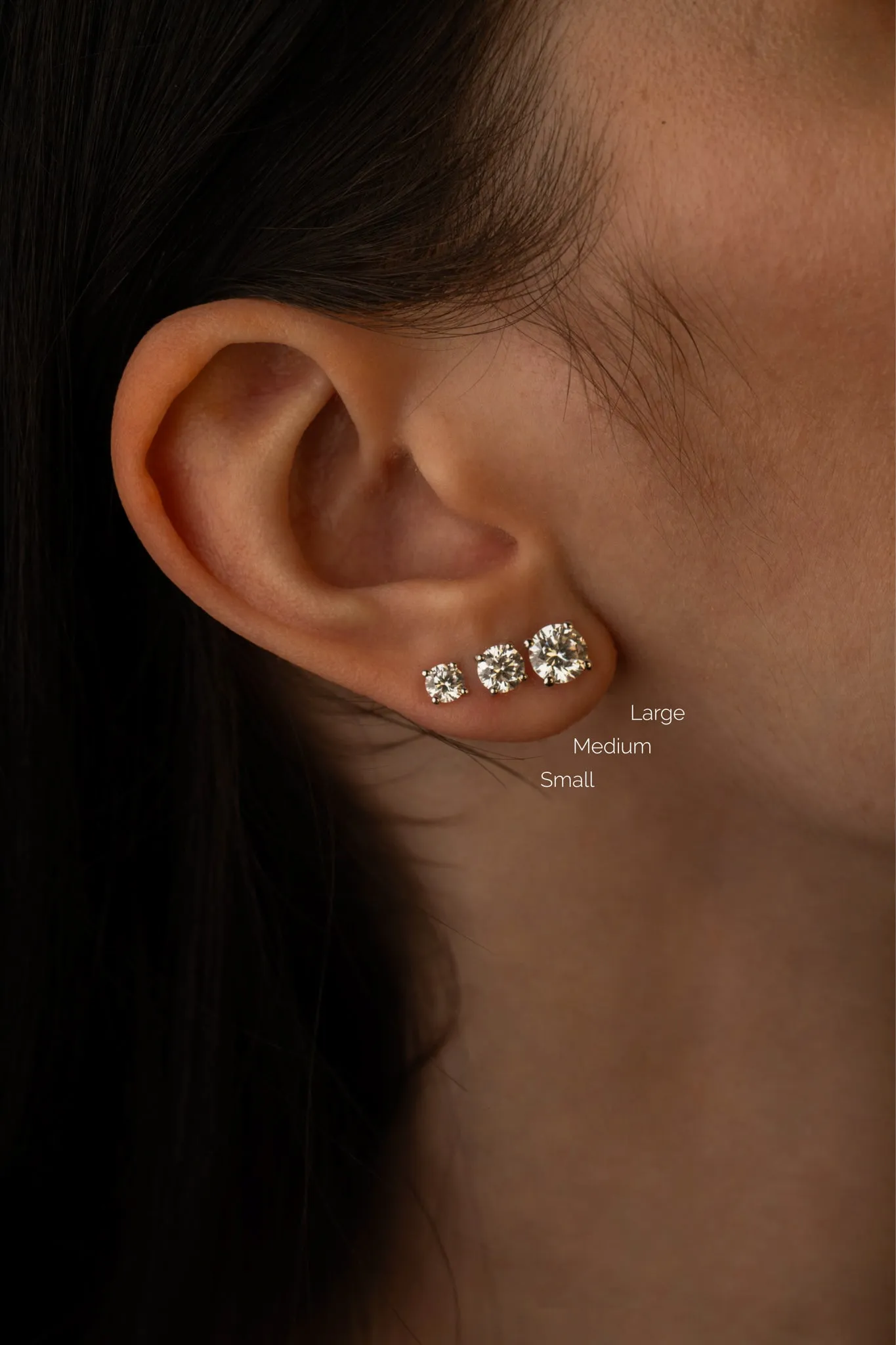 Round Studs Large (2tcw)
