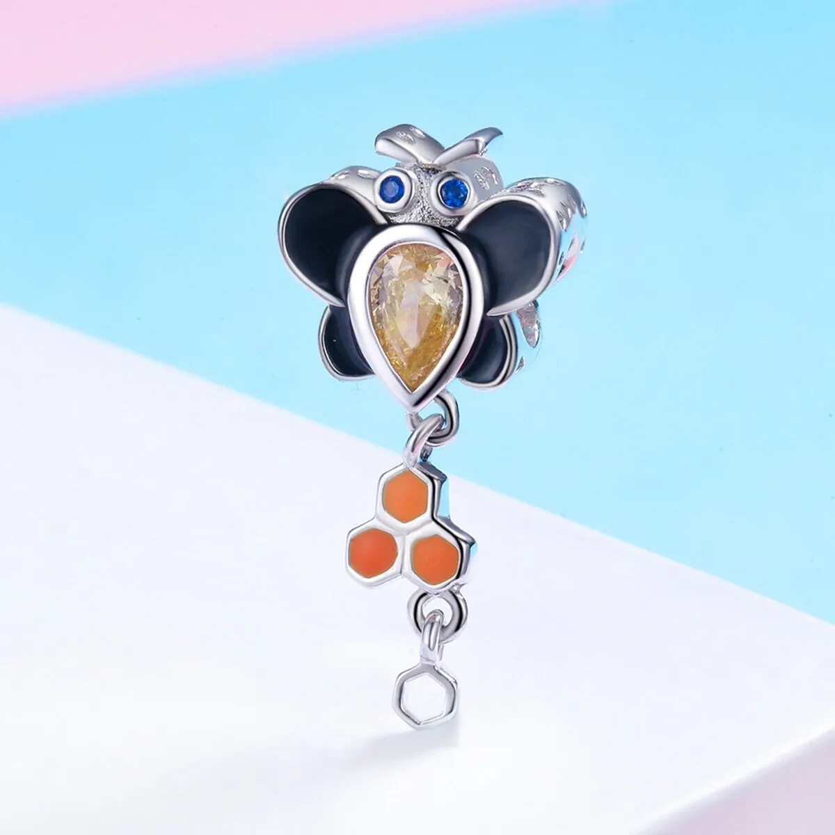 S925 Silver Cute Little Bee Charm Beads