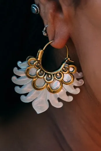 Shellby Fan Mother of Pearl Earrings