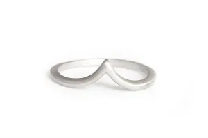 Silver Creste Chevron Ring