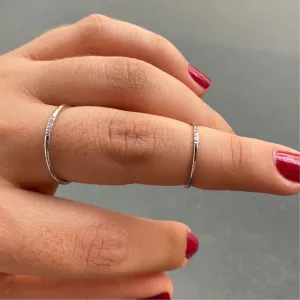 Simple Crystals Silver Ring
