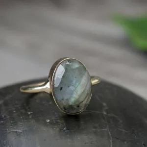 Simple Faceted Labradorite Brass Cocktail Ring: 8