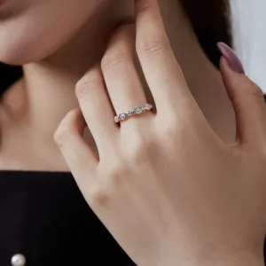 Simple fashion ring
