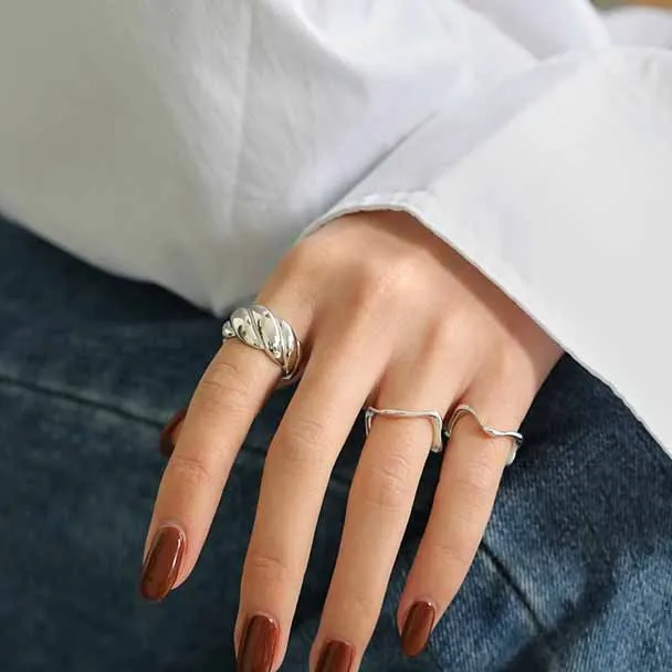 Simple Wavey Ring