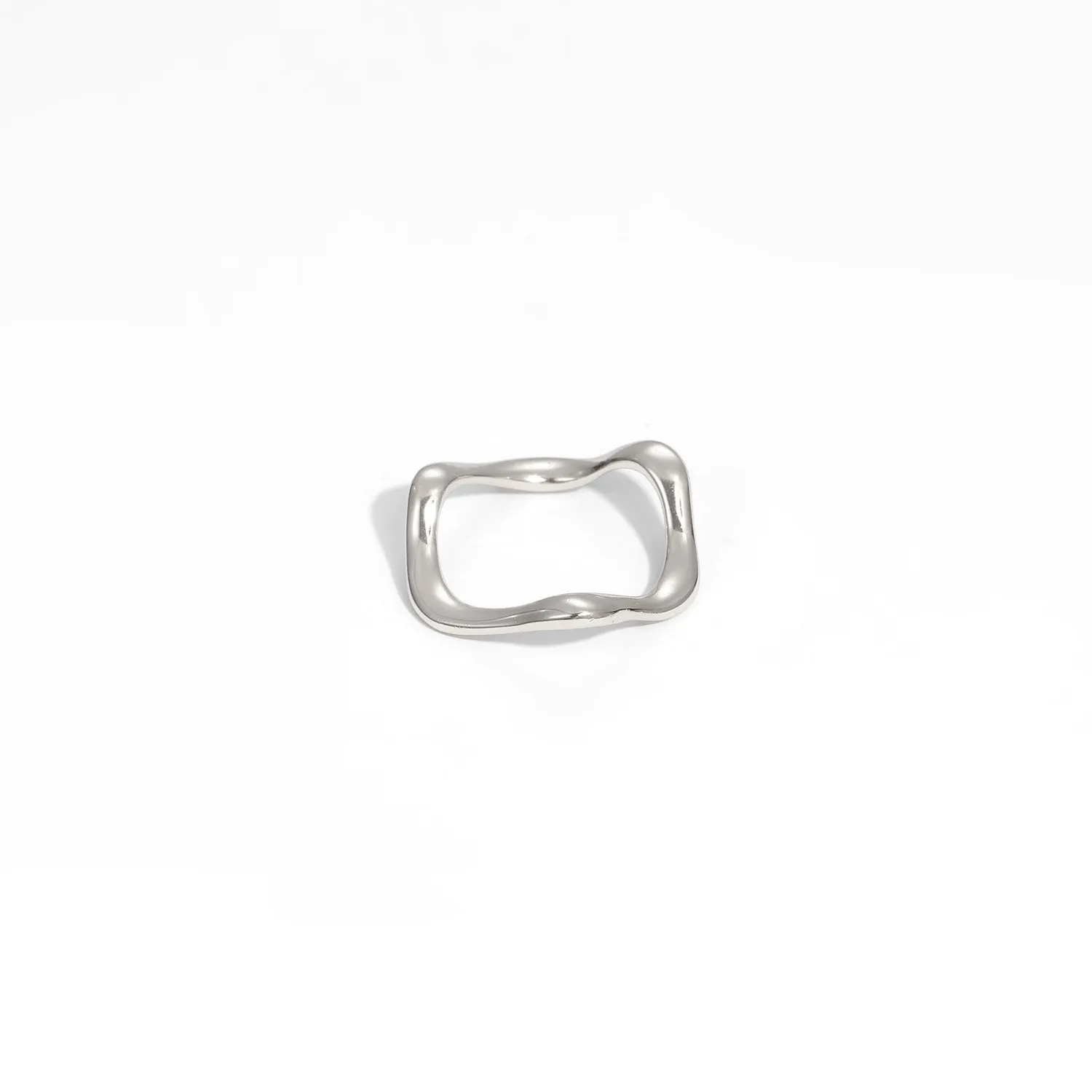 Simple Wavey Ring