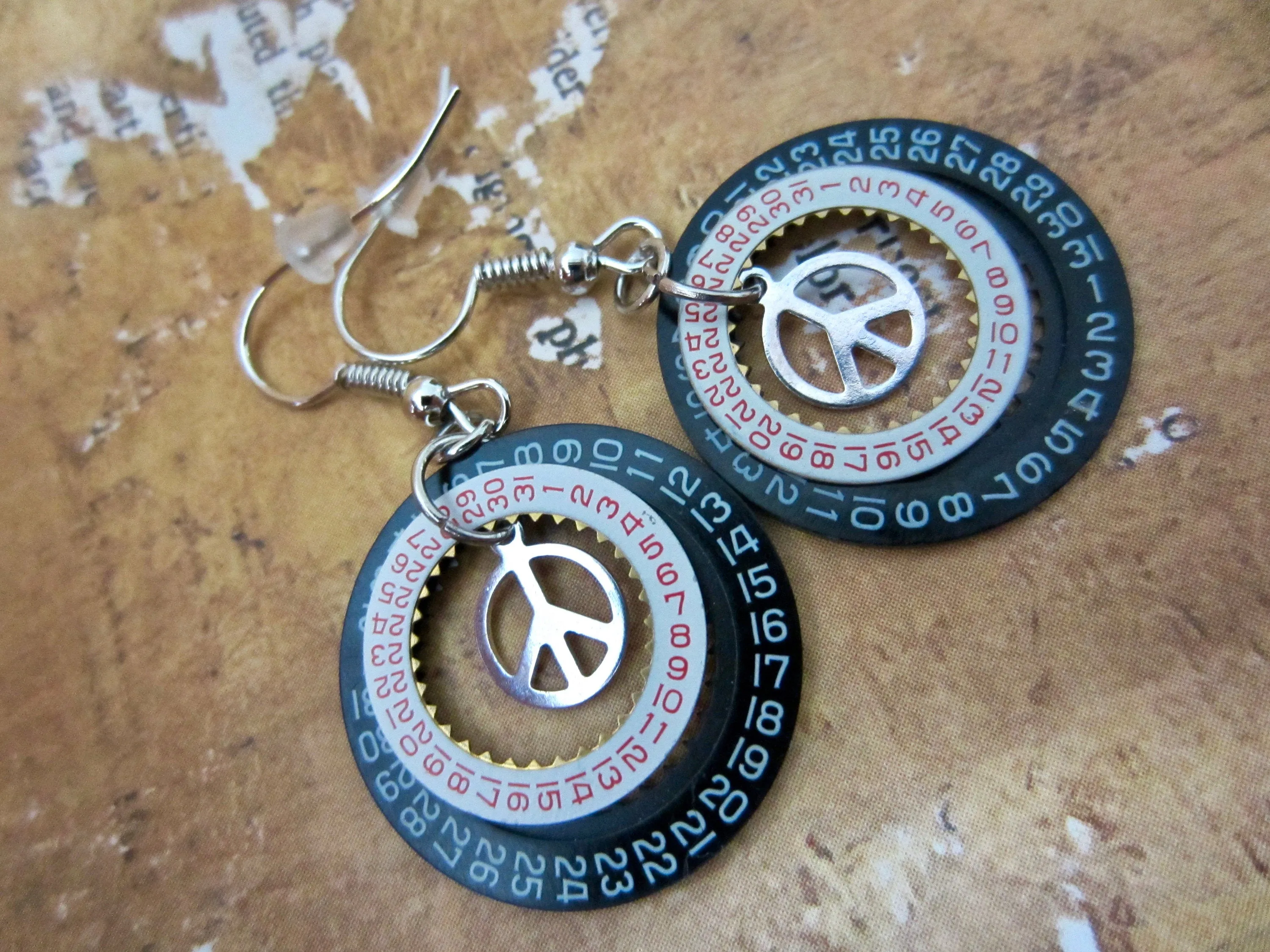 Steampunk Earrings - Peace sign - Watch parts earrings - Hippie - Boho - Womans earrings - For her